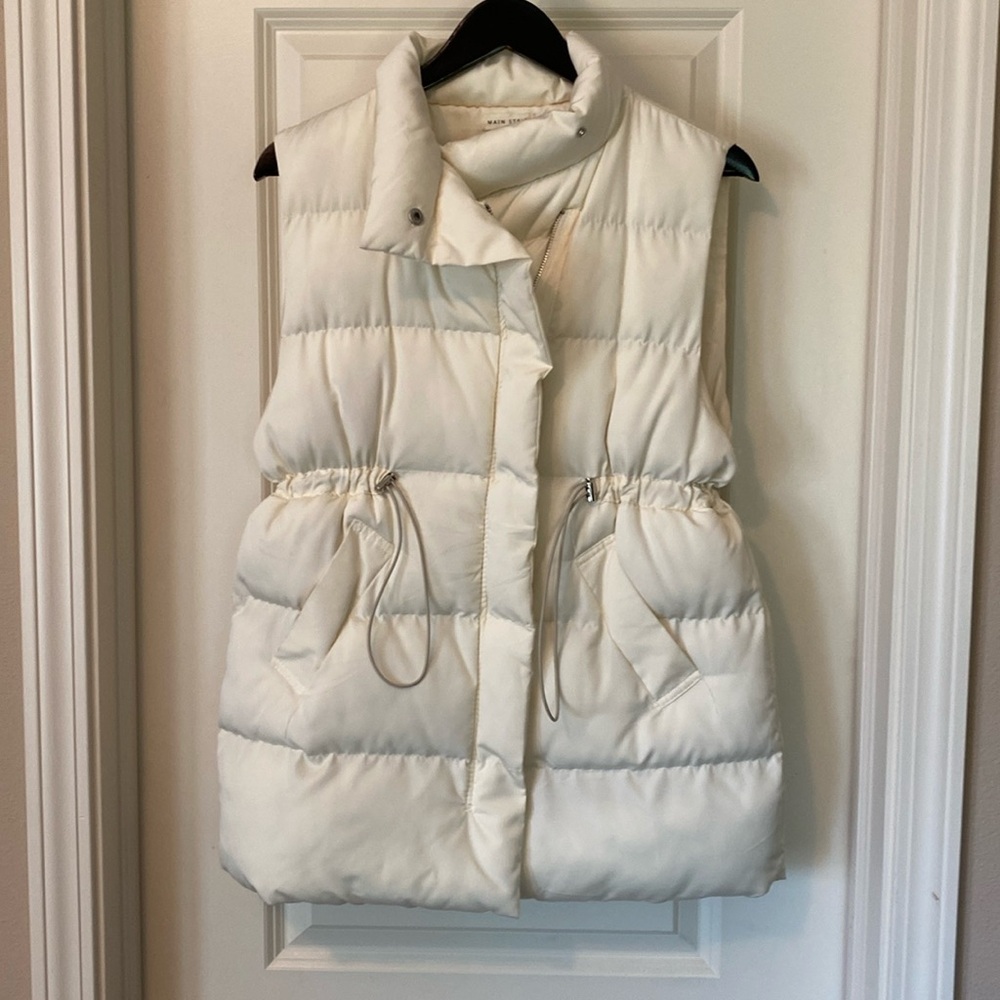 White/Cream Vest